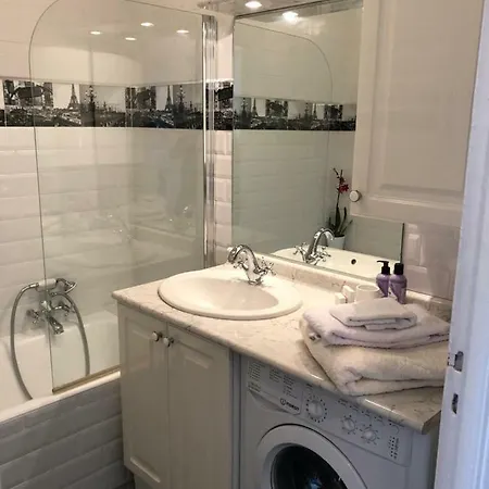 Cannes: Agreable 2 Pieces Vue Panoramique Apartment